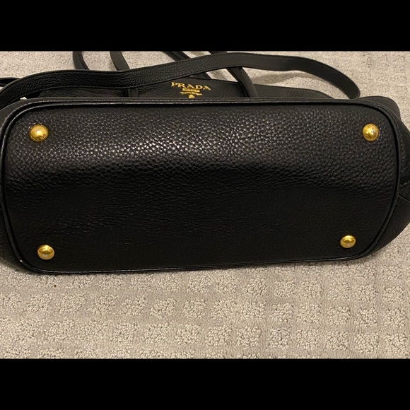PRADA Bag-100% authentic - Picture 2 of 8